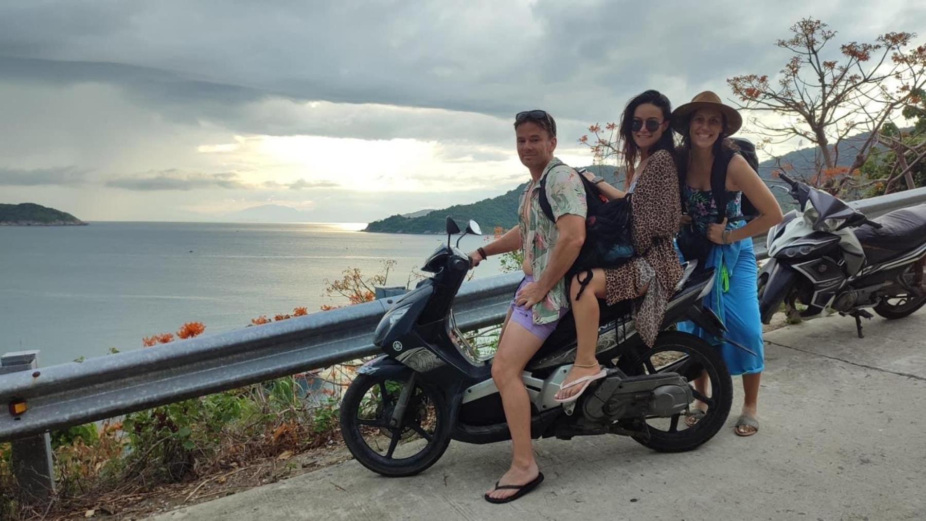 Tân Hiệ Cham Island Homestay Lau Thu מראה חיצוני תמונה